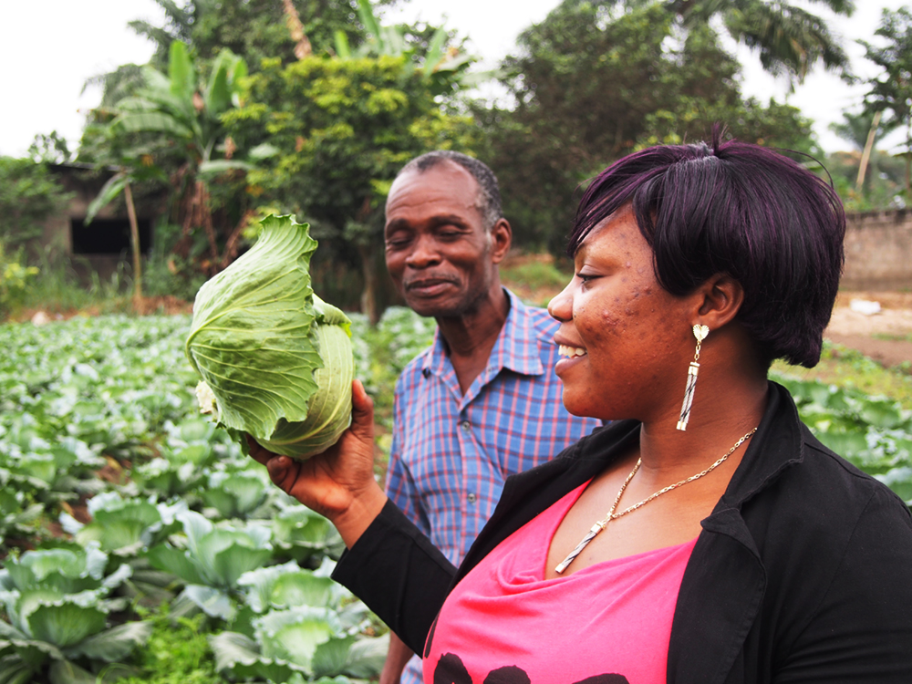 Annaelle seeing Moïse's field full of cabbage plants